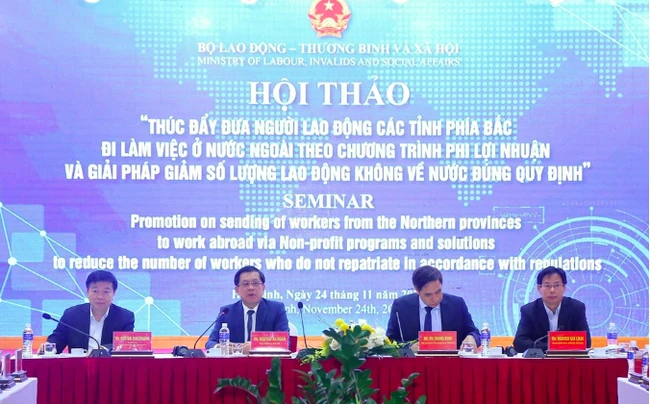 Vì sao người nghèo không muốn đi xuất khẩu lao động?